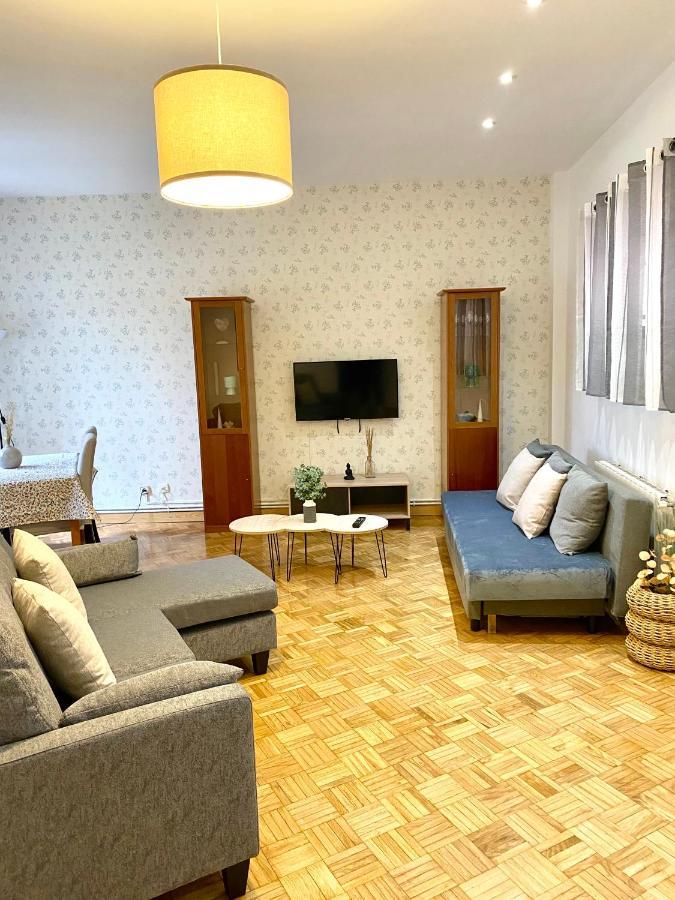 Apartamento Madrid Centro ภายนอก รูปภาพ